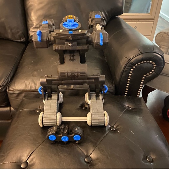 FisherPrice Toys Imaginext Batman Batbot Transforming Robot Tank